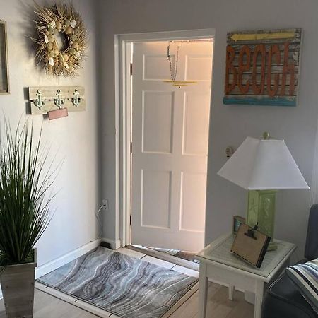 Beachfront Condo On Quiet Treasure Island- 1 Bed St. Pete Beach Exterior foto