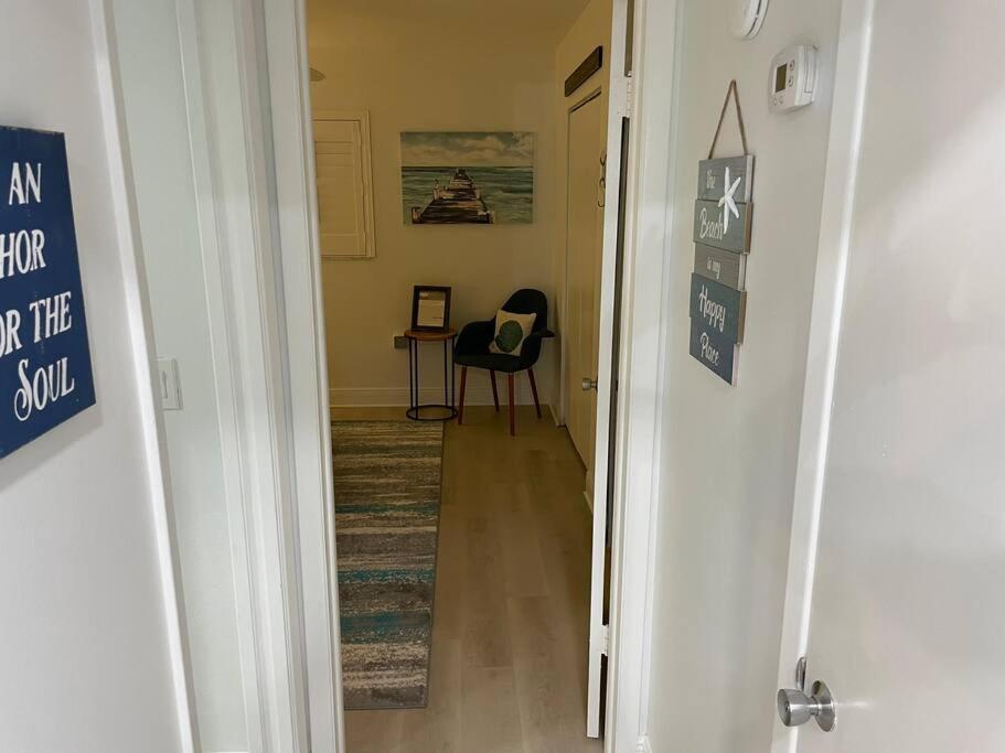 Beachfront Condo On Quiet Treasure Island- 1 Bed St. Pete Beach Exterior foto