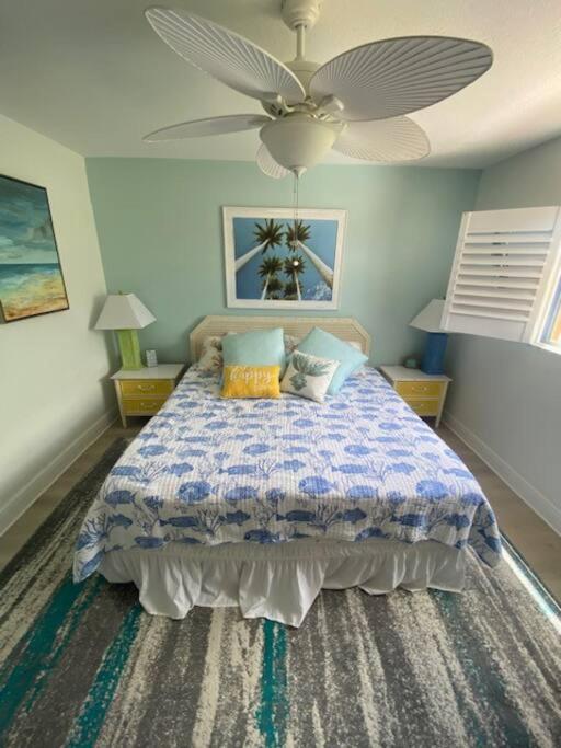 Beachfront Condo On Quiet Treasure Island- 1 Bed St. Pete Beach Exterior foto